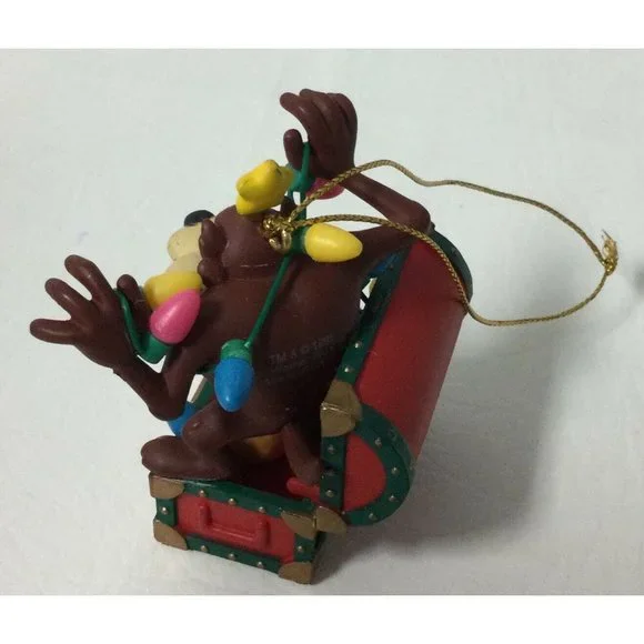 Warner Bros Tasmanian Devil 1995 Christmas Ornament Treasure Chest Lights - Picture 2 of 5